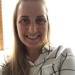 Meet your Posher, Maria